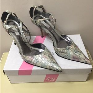 Ann Marino Heels Shiny Star Python Print